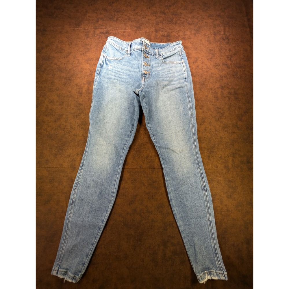M Jeans by Maurices Medium Wash Button Fly Mid Rise‎ Skinny Jegging Distressed M